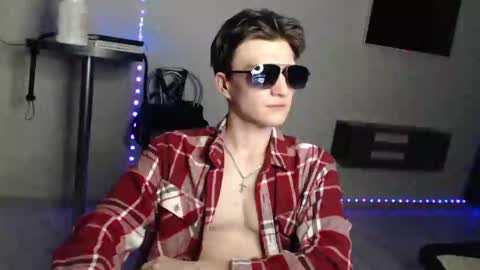 Snapshot of nick_owner chatting on January 26, 5:56 am Nick online show from January 26, 5:56 am