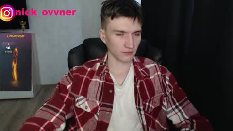 Snapshot of nick_owner chatting on November 9, 11:30 am Nick online show from November 9, 11:30 am