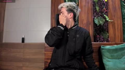 Nick  online show from February 4, 12:11 pm