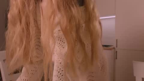 Nicka Cherie online show from February 18, 4:25 pm