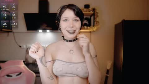 nickari_x online show from April 18, 5:44 am