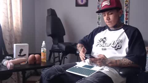 Nickhot0609 online show from January 12, 8:14 pm