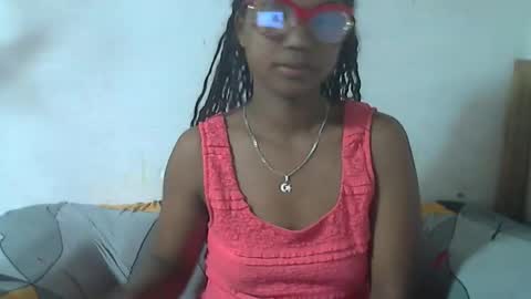 Snapshot of nickiqqyuu chatting on June 1, 5:42 am nickiqqyuu online show from June 1, 5:42 am