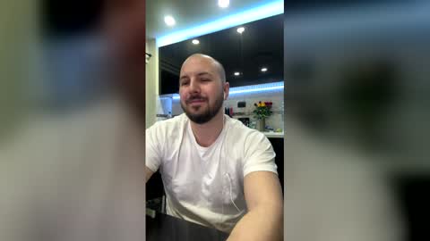 Julian online show from February 14, 12:51 am