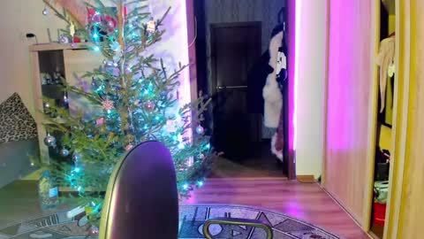 Snapshot of nicky_weekends chatting on January 13, 5:02 pm Nicky Weekends online show from January 13, 5:02 pm