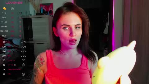 Snapshot of nicky_weekends chatting on February 24, 12:05 pm Nicky Weekends online show from February 24, 12:05 pm