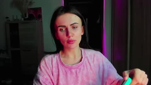 Snapshot of nicky_weekends chatting on March 9, 10:19 pm Nicky Weekends online show from March 9, 10:19 pm