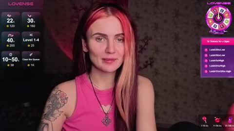 Snapshot of nicky_weekends chatting on December 4, 12:31 am Nicky Weekends online show from December 4, 12:31 am