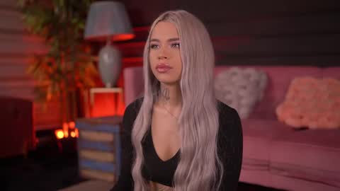 Snapshot of nickybennz chatting on November 9, 7:01 pm Nicky online show from November 9, 7:01 pm