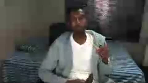 Snapshot of nickyle63 chatting on July 29, 6:28 pm james online show from July 29, 6:28 pm