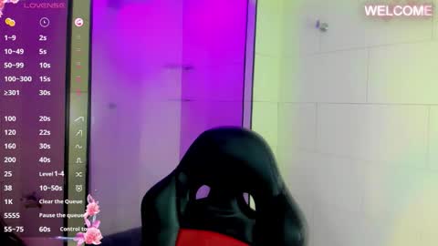 Nicky online show from October 25, 3:47 am