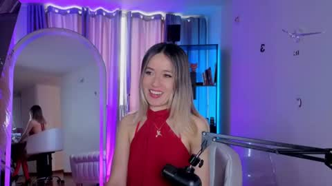 Snapshot of nickywindsor chatting on July 22, 6:54 pm Nicky online show from July 22, 6:54 pm