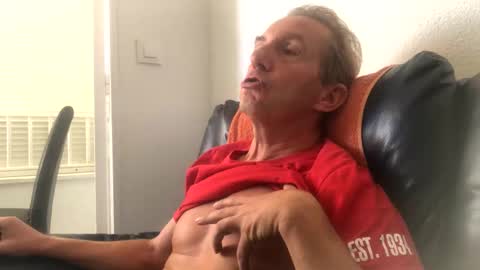 Snapshot of nico181969 chatting on September 21, 3:13 pm Nico online show from September 21, 3:13 pm