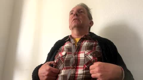 Snapshot of nico181969 chatting on April 13, 4:34 pm Nico online show from April 13, 4:34 pm