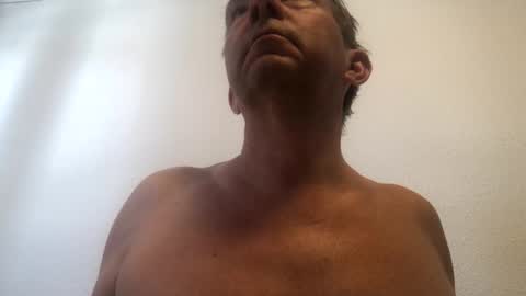 Snapshot of nico181969 chatting on April 16, 9:43 am Nico online show from April 16, 9:43 am