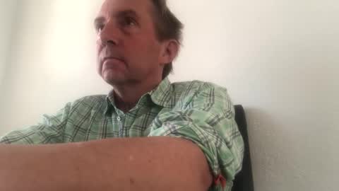 Snapshot of nico181969 chatting on April 27, 6:39 pm Nico online show from April 27, 6:39 pm