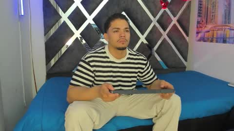 nico_blaze7 online show from November 18, 12:31 pm