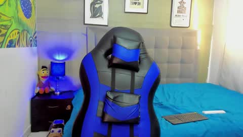 nico_blaze7 online show from February 22, 12:26 pm