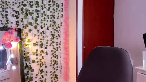 Snapshot of nico_lette_ chatting on September 13, 8:30 pm Nico online show from September 13, 8:30 pm