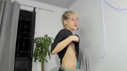 Snapshot of nico_nico_xd chatting on October 6, 4:32 am Nico online show from October 6, 4:32 am