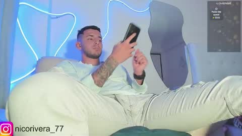 Nicolas online show from February 14, 4:53 am