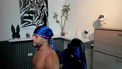 nico_viper online show from December 15, 2:27 am