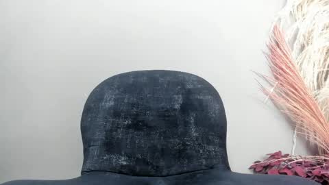 nicohillx online show from April 7, 8:42 pm