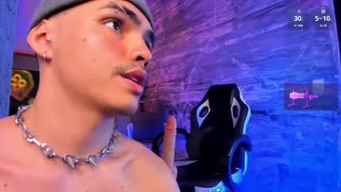 Nico King online show from April 15, 1:51 pm