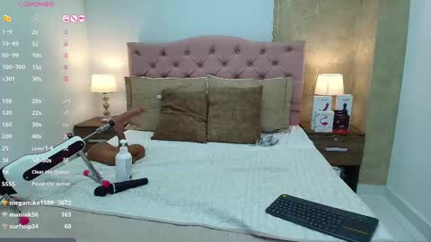 Snapshot of nicol_alvarez chatting on February 9, 6:33 am Nicol Alvarez online show from February 9, 6:33 am
