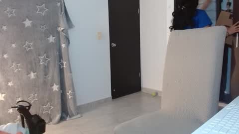 nicol online show from March 20, 6:46 pm