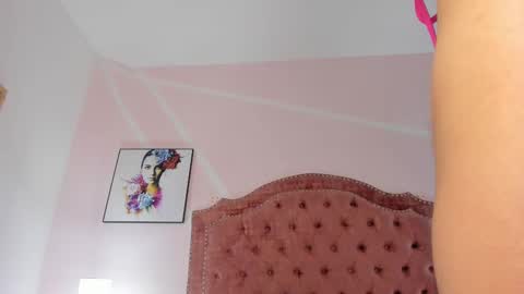 Snapshot of nicol_giraldo chatting on March 12, 9:55 am Nicol online show from March 12, 9:55 am