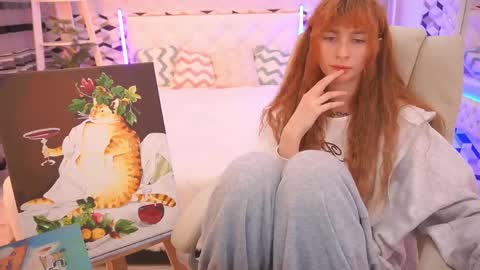 Nicol Moonn online show from June 3, 2:33 pm