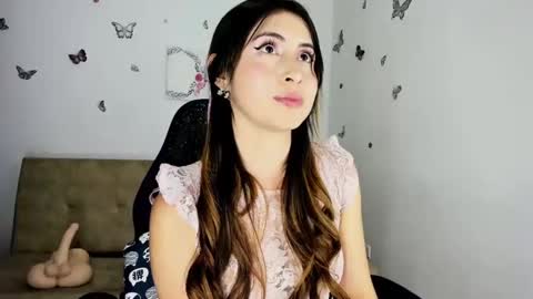 Nicol online show from January 19, 2:04 am