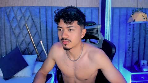 Nicolai online show from April 9, 11:48 am