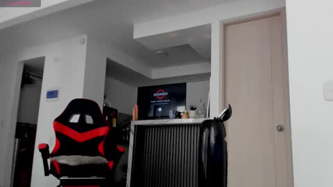 nicolas_montoya online show from November 11, 9:26 pm