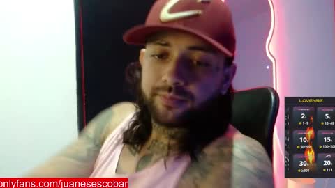 Snapshot of nicolas_torres99 chatting on December 3, 3:30 am nicolas online show from December 3, 3:30 am