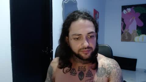 Snapshot of nicolas_torres99 chatting on December 5, 2:53 am nicolas online show from December 5, 2:53 am