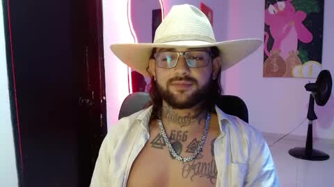 Snapshot of nicolas_torres99 chatting on December 13, 4:43 am nicolas online show from December 13, 4:43 am