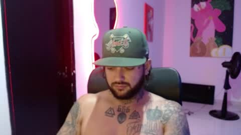 Snapshot of nicolas_torres99 chatting on December 16, 2:25 am nicolas online show from December 16, 2:25 am