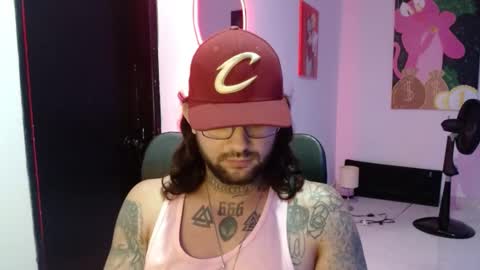 Snapshot of nicolas_torres99 chatting on December 20, 4:09 am nicolas online show from December 20, 4:09 am