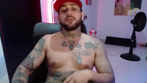 Snapshot of nicolas_torres99 chatting on December 28, 2:54 am nicolas online show from December 28, 2:54 am