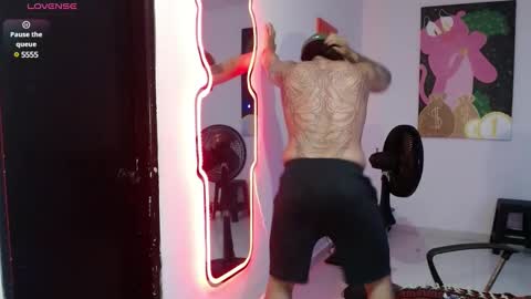 Snapshot of nicolas_torres99 chatting on January 8, 6:09 am nicolas online show from January 8, 6:09 am