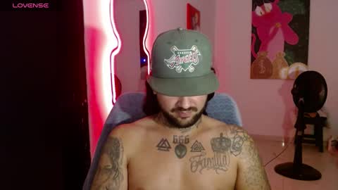 Snapshot of nicolas_torres99 chatting on January 12, 4:10 am nicolas online show from January 12, 4:10 am