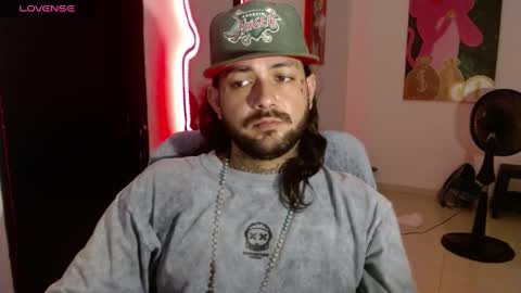 Snapshot of nicolas_torres99 chatting on January 18, 2:36 am nicolas online show from January 18, 2:36 am