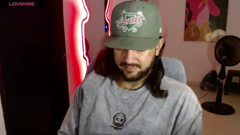 Snapshot of nicolas_torres99 chatting on January 18, 5:41 am nicolas online show from January 18, 5:41 am