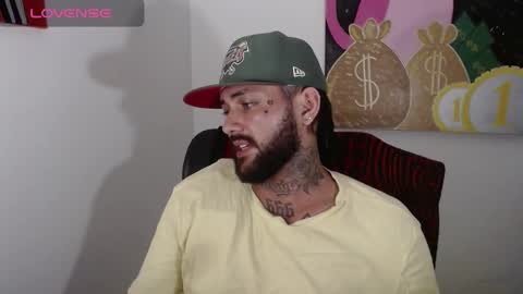 Snapshot of nicolas_torres99 chatting on February 13, 3:29 am nicolas online show from February 13, 3:29 am