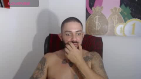 Snapshot of nicolas_torres99 chatting on February 22, 3:34 am nicolas online show from February 22, 3:34 am