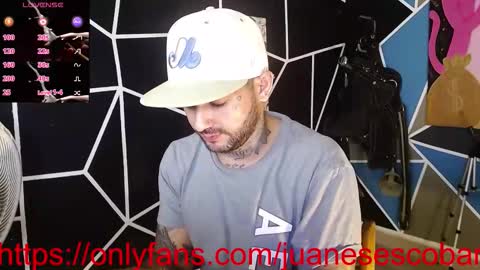 Snapshot of nicolas_torres99 chatting on October 8, 3:59 am nicolas online show from October 8, 3:59 am