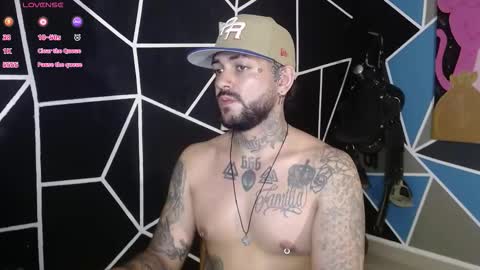 Snapshot of nicolas_torres99 chatting on December 3, 3:36 am nicolas online show from December 3, 3:36 am