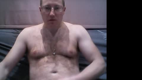 Snapshot of nicolaslapin87 chatting on November 26, 7:15 pm nicolaslapin87 online show from November 26, 7:15 pm